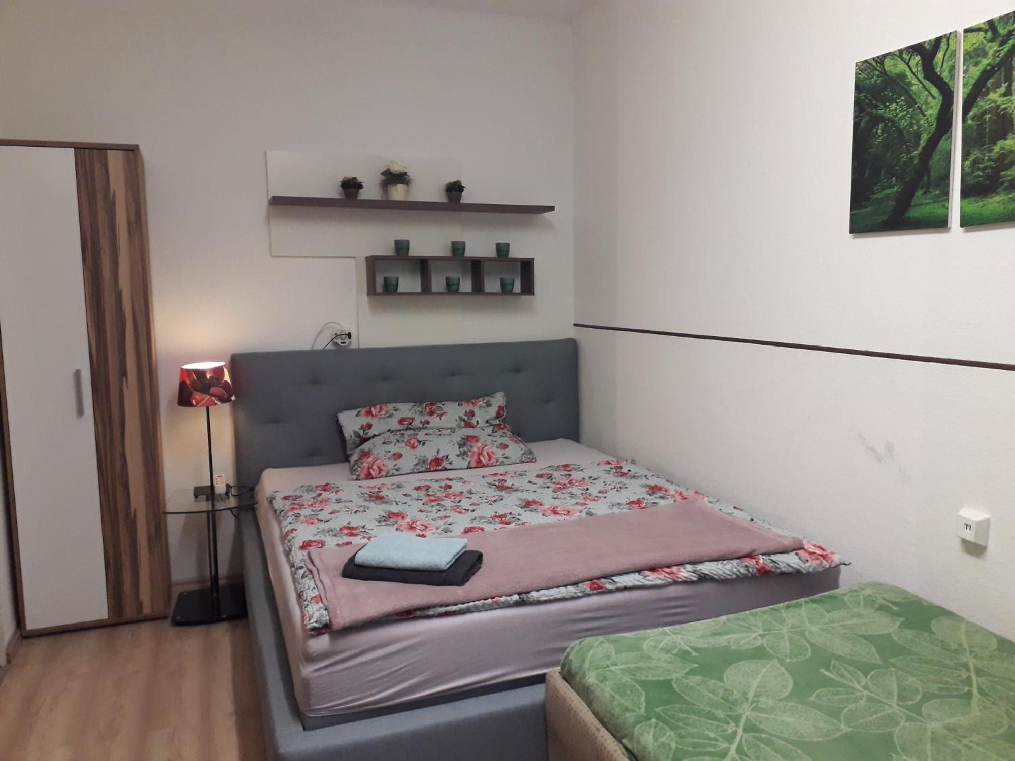 Apartment Ap 1 Im Zentrum Steyr, Bestrooms Eu Exterior photo