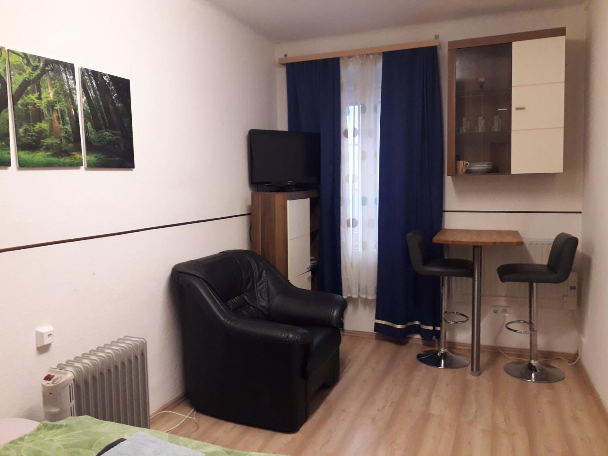 Apartment Ap 1 Im Zentrum Steyr, Bestrooms Eu Exterior photo